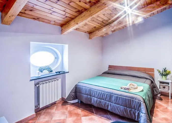 Amore Rentals - Maison Palazzo Correale Apartment Sorrento